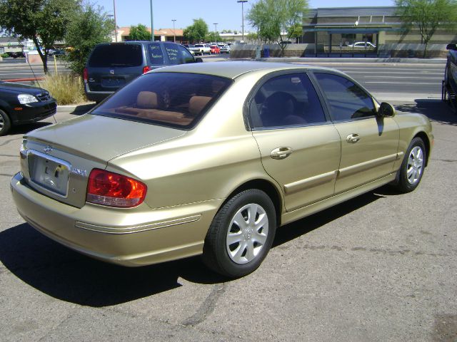 Hyundai Sonata 2003 photo 8