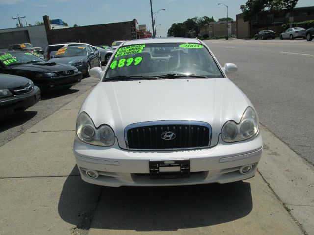 Hyundai Sonata 2003 photo 2