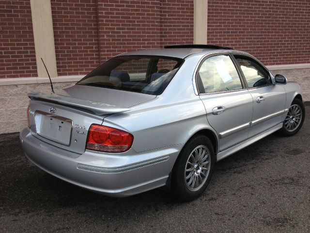 Hyundai Sonata 2003 photo 1