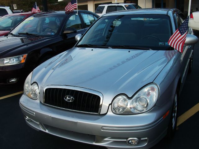 Hyundai Sonata 2003 photo 1