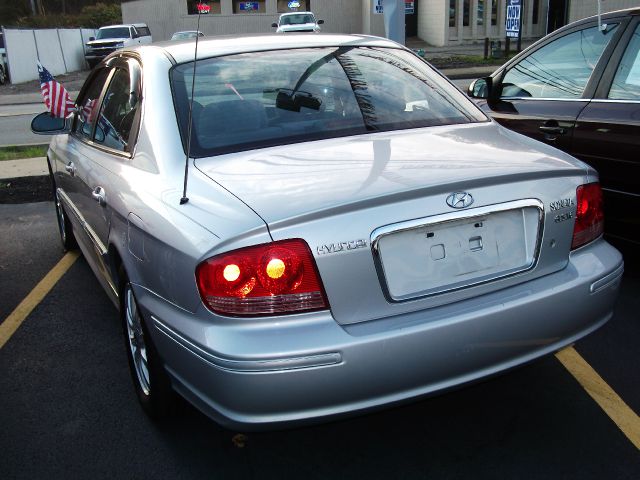 Hyundai Sonata 2003 photo 3