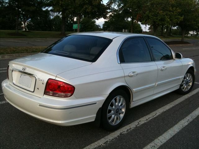 Hyundai Sonata 2003 photo 1