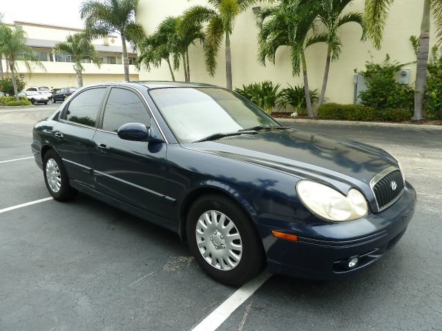 Hyundai Sonata 2003 photo 3