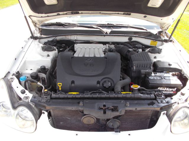 Hyundai Sonata 2003 photo 2