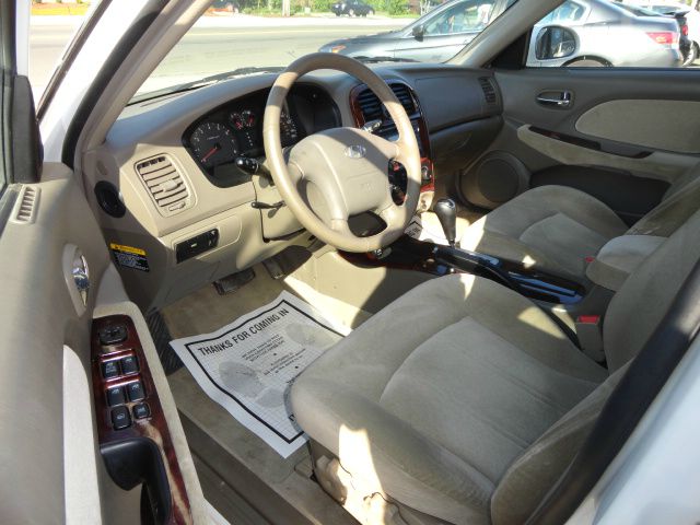 Hyundai Sonata 2004 photo 3