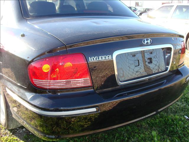 Hyundai Sonata 2004 photo 4