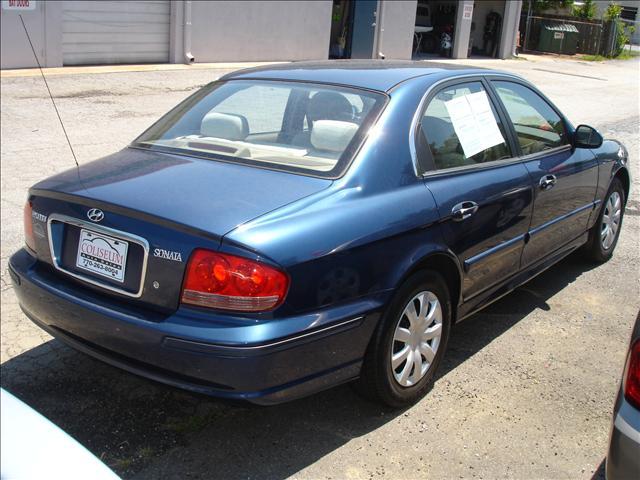 Hyundai Sonata 2004 photo 4