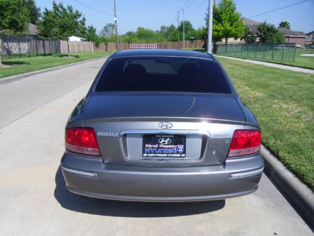 Hyundai Sonata 2004 photo 5