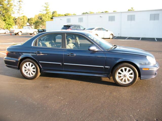 Hyundai Sonata 2004 photo 1