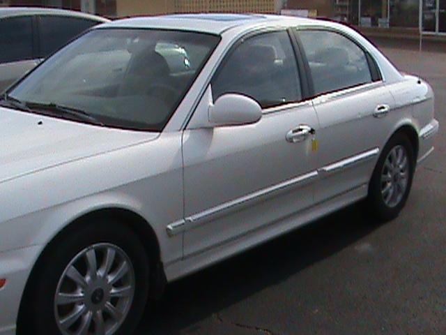 Hyundai Sonata SL Sedan Sedan