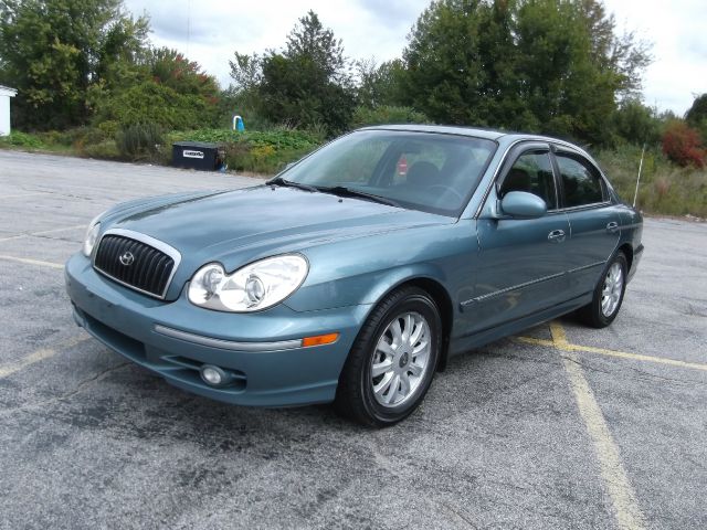 Hyundai Sonata 2004 photo 1