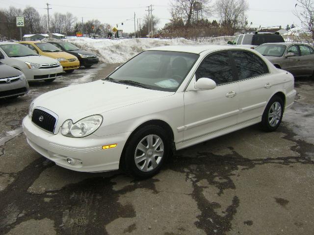 Hyundai Sonata S Sedan Sedan