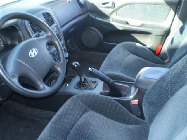 Hyundai Sonata 2004 photo 4