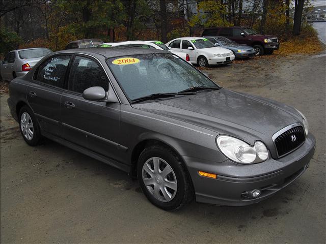 Hyundai Sonata S Sedan Sedan