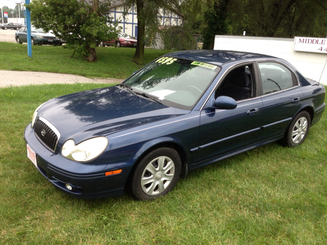 Hyundai Sonata 2004 photo 4