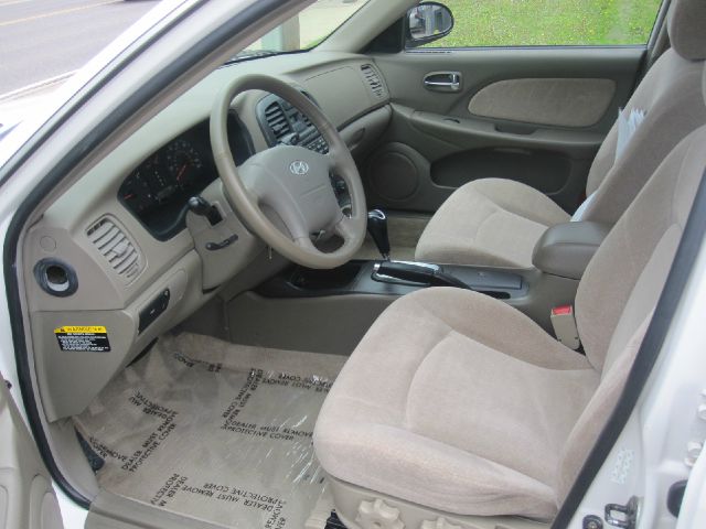 Hyundai Sonata 2004 photo 1