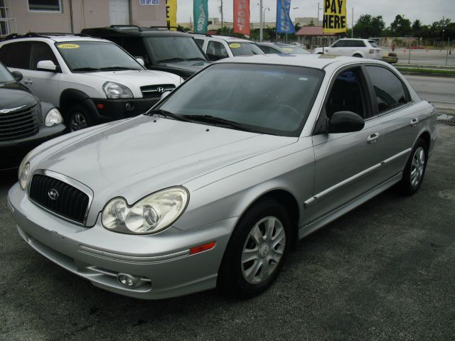 Hyundai Sonata 2004 photo 12