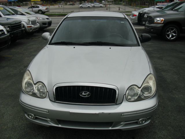 Hyundai Sonata 2004 photo 14