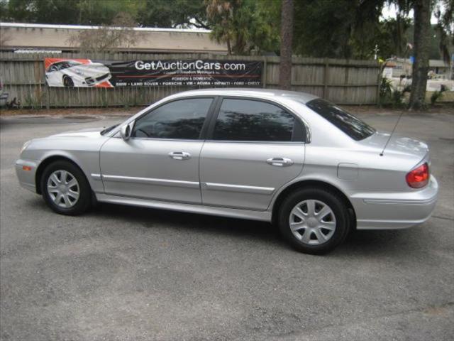 Hyundai Sonata 2004 photo 2