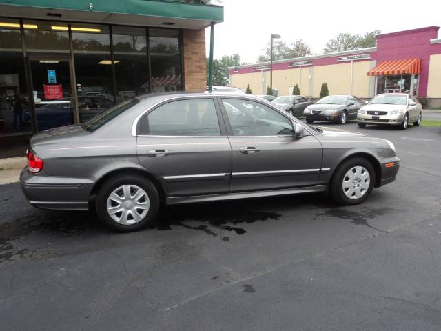 Hyundai Sonata 2004 photo 3