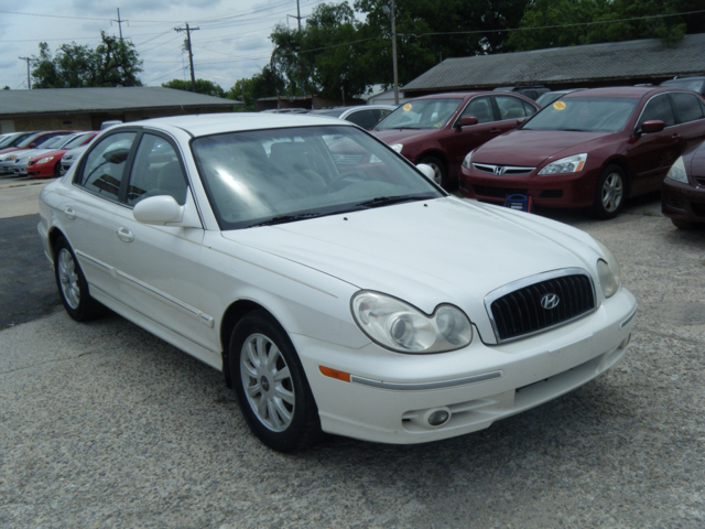 Hyundai Sonata 2004 photo 22