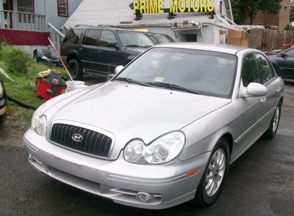 Hyundai Sonata SL Sedan Sedan