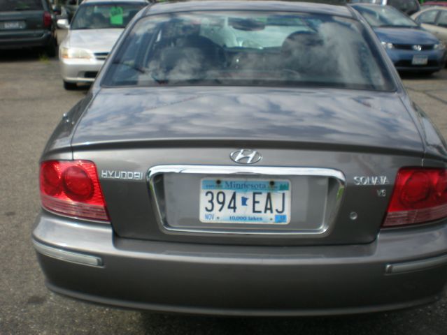 Hyundai Sonata 2004 photo 3