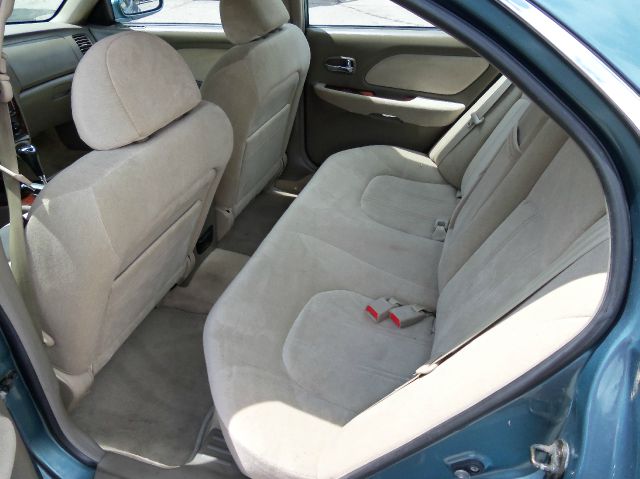 Hyundai Sonata 2004 photo 1