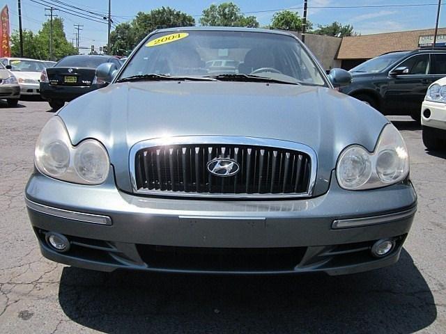 Hyundai Sonata 2004 photo 3