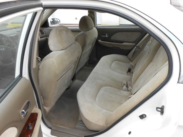 Hyundai Sonata 2004 photo 3