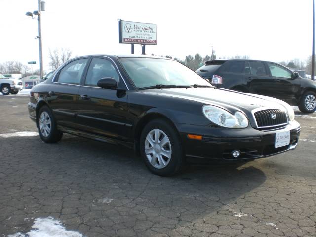 Hyundai Sonata S Sedan Sedan