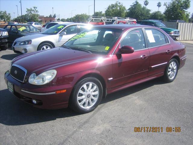 Hyundai Sonata 2004 photo 1