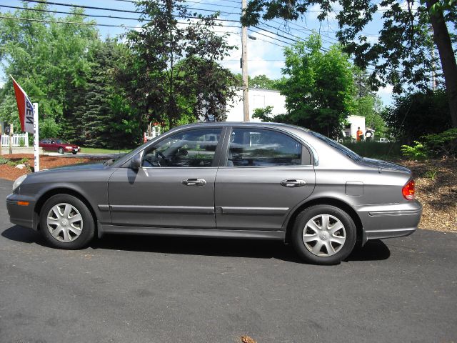 Hyundai Sonata 2004 photo 1