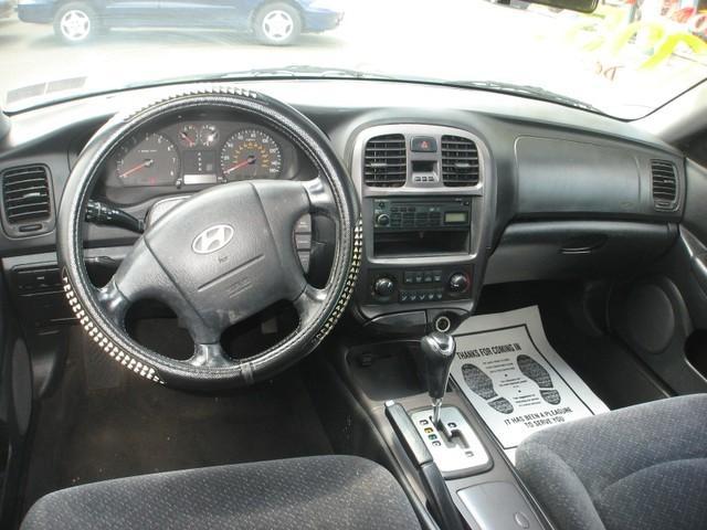 Hyundai Sonata 2004 photo 3