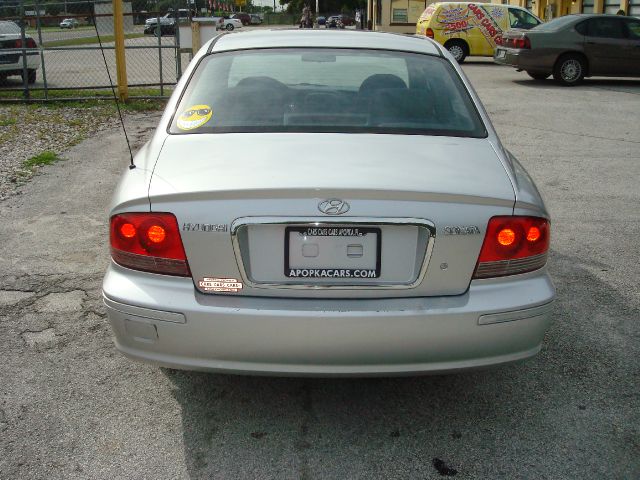 Hyundai Sonata 2004 photo 4