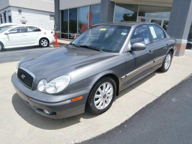 Hyundai Sonata 2004 photo 23