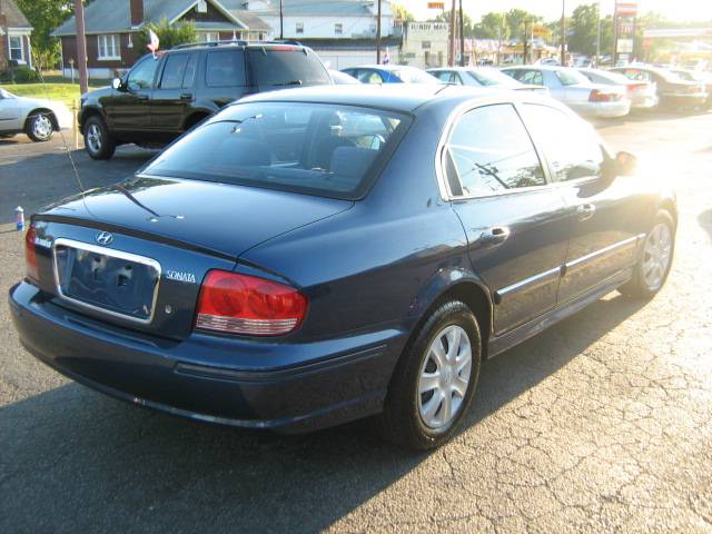 Hyundai Sonata 2004 photo 4