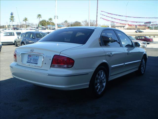 Hyundai Sonata 2005 photo 3