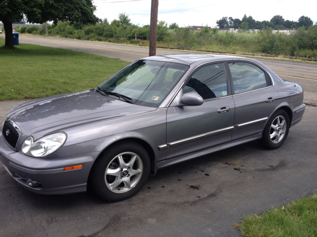 Hyundai Sonata 2005 photo 2