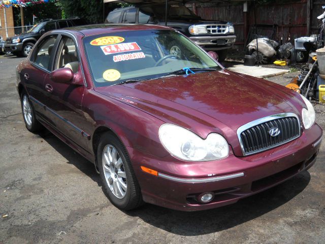 Hyundai Sonata 2005 photo 1