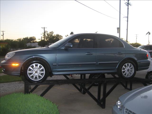 Hyundai Sonata 2005 photo 2