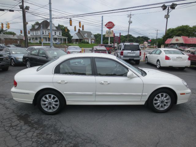 Hyundai Sonata 2005 photo 15