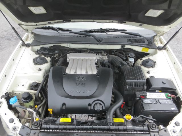 Hyundai Sonata 2005 photo 2