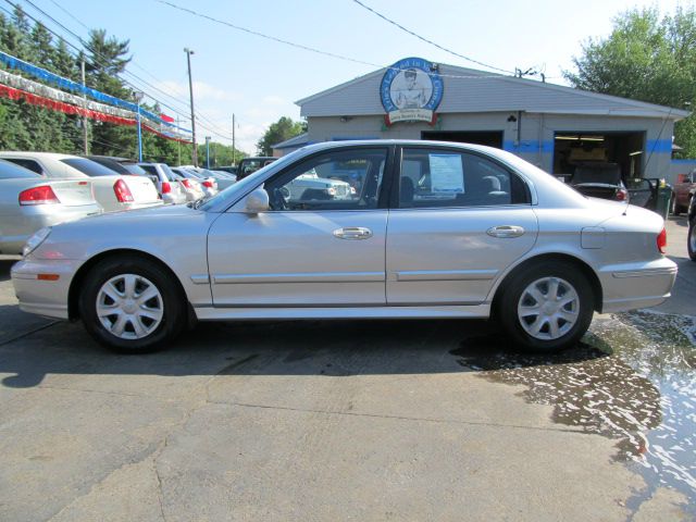 Hyundai Sonata 2005 photo 4