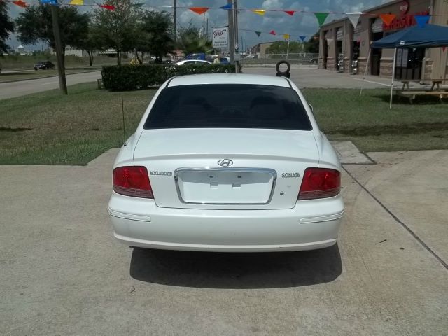 Hyundai Sonata 2005 photo 3