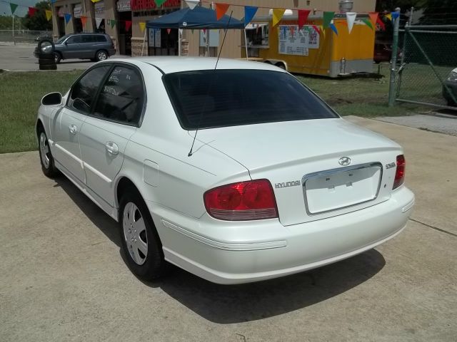 Hyundai Sonata 2005 photo 4