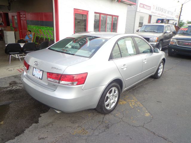 Hyundai Sonata 2006 photo 17