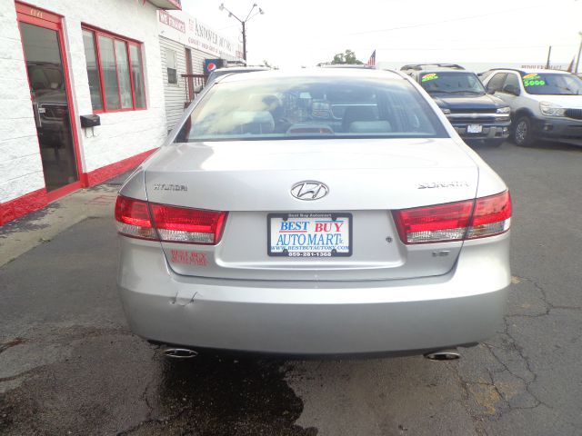 Hyundai Sonata 2006 photo 18