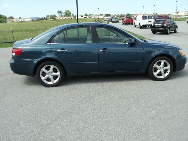 Hyundai Sonata 2006 photo 2