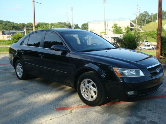 Hyundai Sonata Unknown Sedan